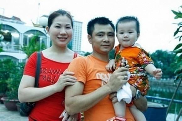 NSND Tự Long hiếm hoi khoe ảnh đầy đủ cả 3 con - Hình 6 NSND Tu Long hiem hoi khoe anh day du ca 3 con-Hinh-6