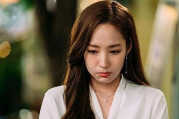 Tôi biếu mẹ đẻ 10 triệu, đọc tin nhắn của chồng, tôi tát anh Toi bieu me de 10 trieu, doc tin nhan cua chong, toi tat anh