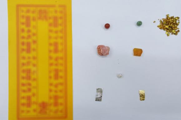 Bát hương thiếu hai thứ này thì cầu khấn quanh năm cũng vô ích - Hình 2 Bat huong thieu hai thu nay thi cau khan quanh nam cung vo ich-Hinh-2