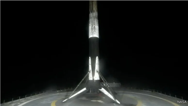 10 nhiệm vụ quan trọng của SpaceX thay đổi ngành hàng không vũ trụ - Hình 8 10 nhiem vu quan trong cua SpaceX thay doi nganh hang khong vu tru-Hinh-8