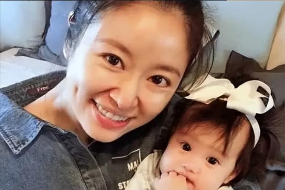 Lâm Tâm Như có mối tình 8 năm nhưng bị bạn thân cướp mất - Hình 10 Lam Tam Nhu co moi tinh 8 nam nhung bi ban than cuop mat-Hinh-10