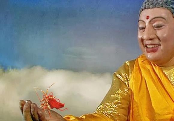 Tại sao trên đầu Phật Như Lai lại có nhiều búi tóc nhỏ? - Hình 3 Tai sao tren dau Phat Nhu Lai lai co nhieu bui toc nho?-Hinh-3