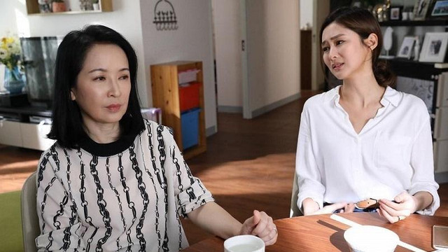 Đưa 4 cây vàng cho mẹ chồng giữ, giờ xin lại bà đáp sốc - Hình 2 Dua 4 cay vang cho me chong giu, gio xin lai ba dap soc-Hinh-2