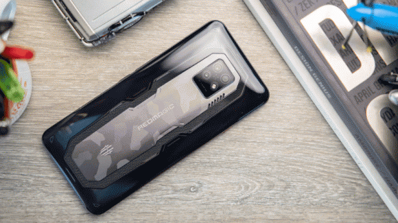 Top 10 smartphone tốt nhất để chơi game năm 2023 - Hình 6 Top 10 smartphone tot nhat de choi game nam 2023-Hinh-6
