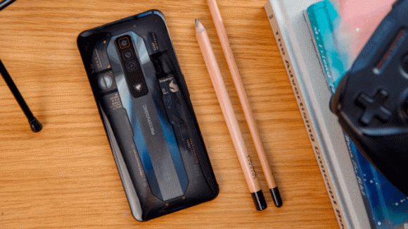 Top 10 smartphone tốt nhất để chơi game năm 2023 - Hình 2 Top 10 smartphone tot nhat de choi game nam 2023-Hinh-2