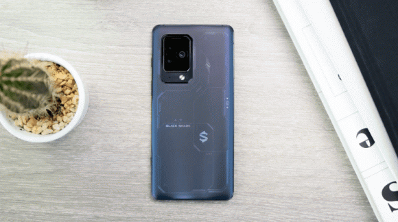 Top 10 smartphone tốt nhất để chơi game năm 2023 - Hình 3 Top 10 smartphone tot nhat de choi game nam 2023-Hinh-3
