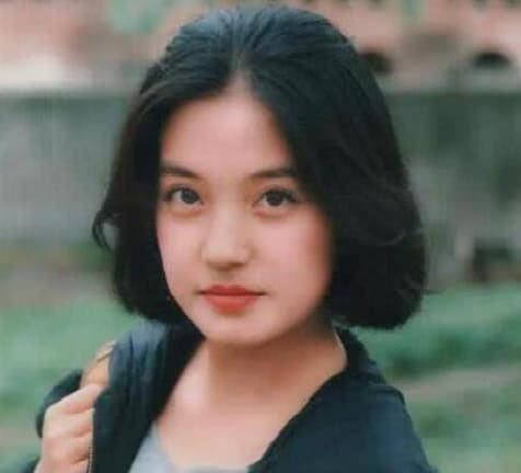 Khi còn trẻ, Vương Phi lạnh lùng, Châu Tấn như tiên nữ - Hình 3 Khi con tre, Vuong Phi lanh lung, Chau Tan nhu tien nu-Hinh-3