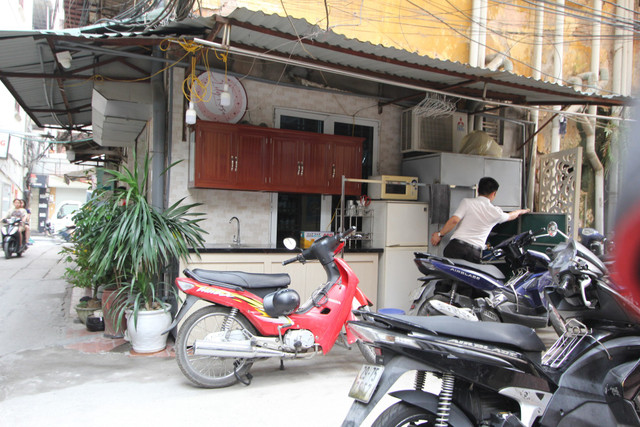 Khu chung cư cũ có giá đất 'đắt đỏ' bậc nhất Hà Nội - Hình 15 Khu chung cu cu co gia dat 'dat do' bac nhat Ha Noi-Hinh-15