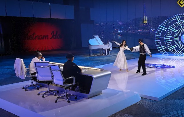 Giám khảo Vietnam Idol háo sắc? - Hình 4 Giam khao Vietnam Idol hao sac?-Hinh-4