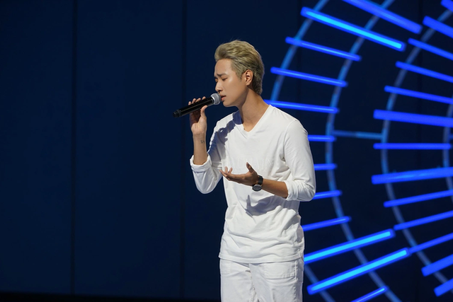 Giám khảo Vietnam Idol háo sắc? Giam khao Vietnam Idol hao sac?
