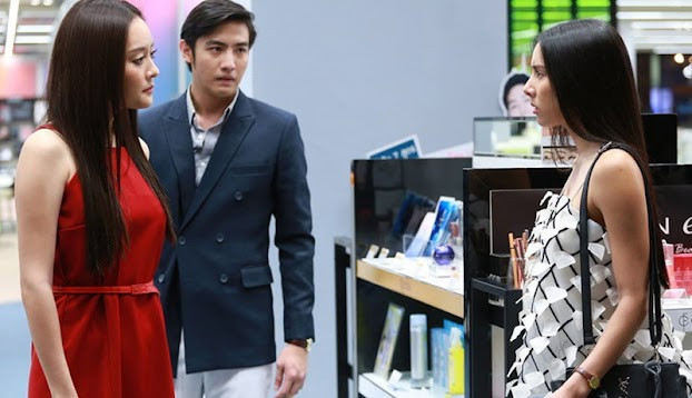 Phát hiện bí mật động trời qua màn hình điện thoại của chồng - Hình 2 Phat hien bi mat dong troi qua man hinh dien thoai cua chong-Hinh-2