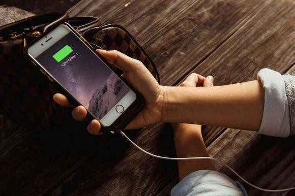 4 quy tắc giúp nhân đôi tuổi thọ điện thoại của bạn - Hình 3 4 quy tac giup nhan doi tuoi tho dien thoai cua ban-Hinh-3