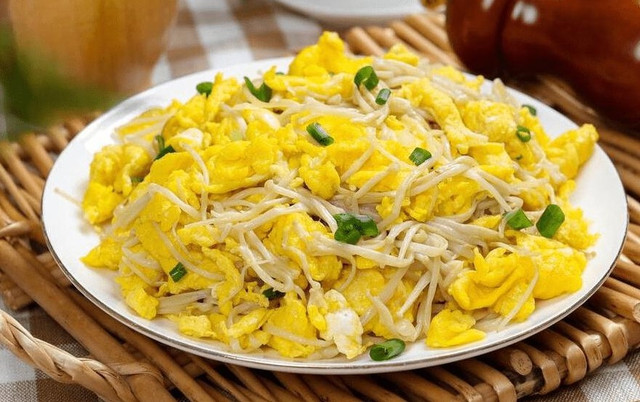 Ăn càng nhiều 4 loại thực phẩm này gan càng khỏe mạnh - Hình 3 An cang nhieu 4 loai thuc pham nay gan cang khoe manh-Hinh-3