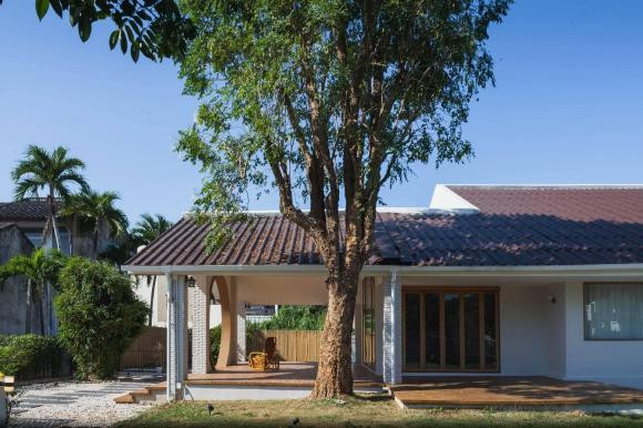 Nhà cấp bốn nhỏ xinh, thiết kế mở với hệ cửa tròn độc đáo - Hình 10 Nha cap bon nho xinh, thiet ke mo voi he cua tron doc dao-Hinh-10