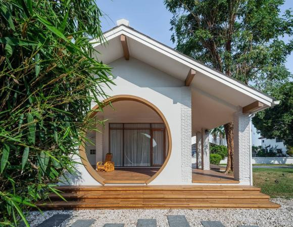 Nhà cấp bốn nhỏ xinh, thiết kế mở với hệ cửa tròn độc đáo - Hình 9 Nha cap bon nho xinh, thiet ke mo voi he cua tron doc dao-Hinh-9