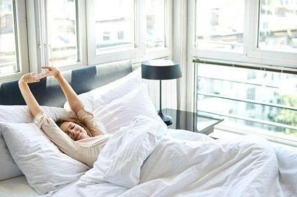 Đâu là thời điểm thích hợp để thức dậy vào buổi sáng? Dau la thoi diem thich hop de thuc day vao buoi sang?