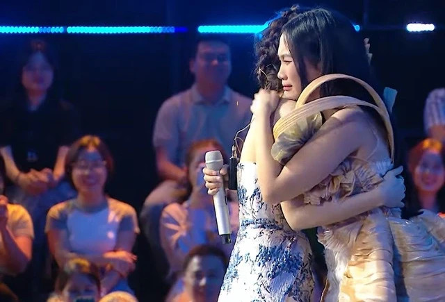 Showbiz Việt cần thêm lời xin lỗi, lòng biết ơn - Hình 3 Showbiz Viet can them loi xin loi, long biet on-Hinh-3