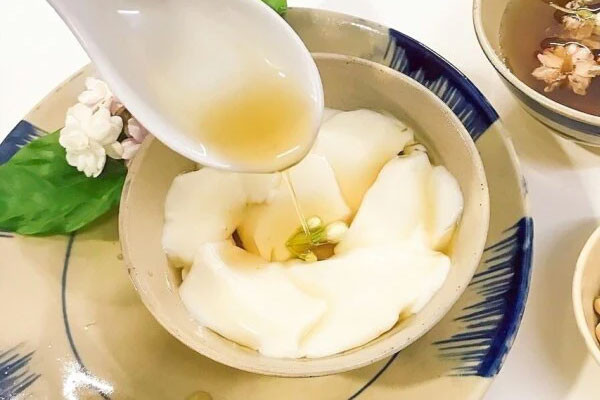 Cách làm tào phớ giải nhiệt cực đơn giản chỉ với 5 bước Cach lam tao pho giai nhiet cuc don gian chi voi 5 buoc