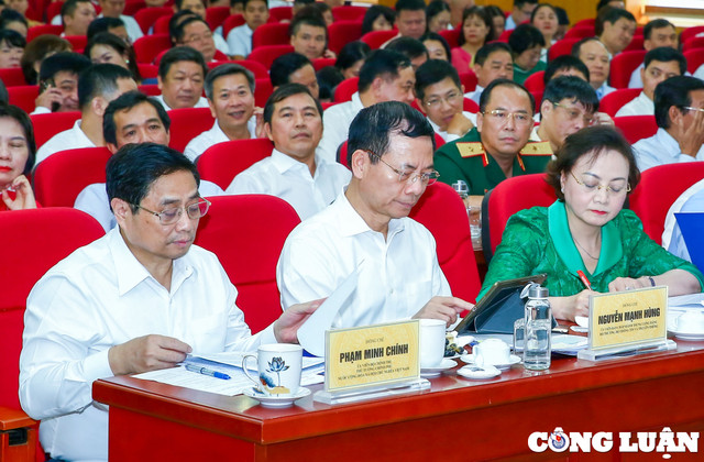 Tháo gỡ khó khăn, tạo điều kiện tốt nhất có thể để báo chí cống hiến - Hình 3 Thao go kho khan, tao dieu kien tot nhat co the de bao chi cong hien-Hinh-3