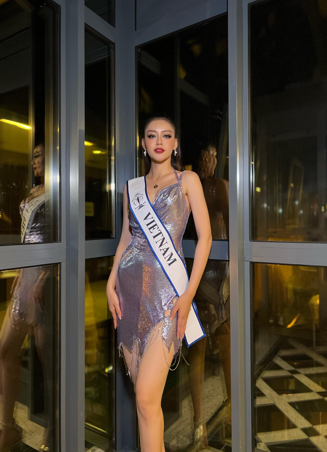 "Lắc đầu" với màn catwalk của Đặng Thanh Ngân ở Miss Supranational - Hình 3