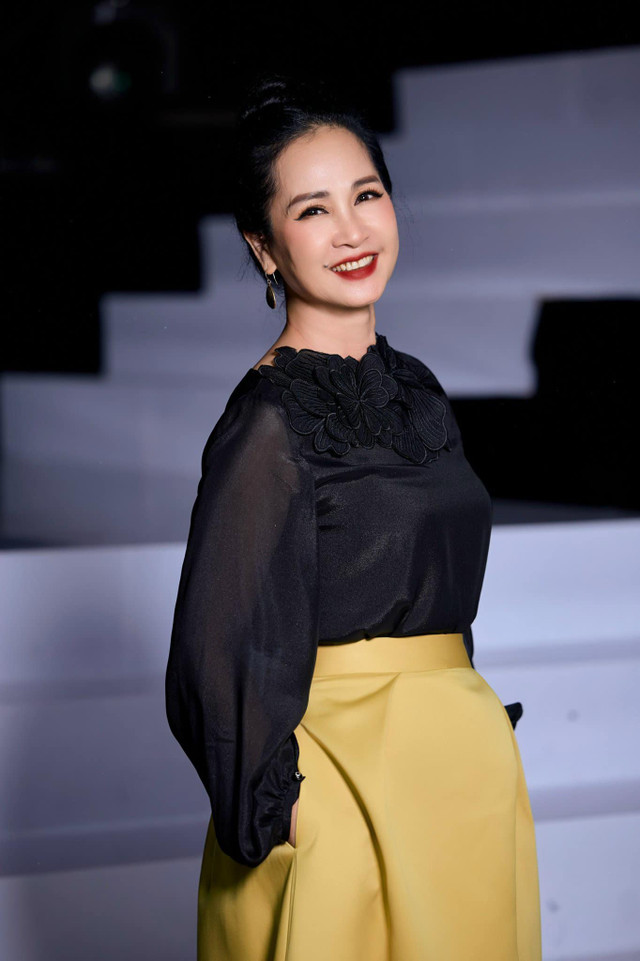 NSND Lan Hương: “Người tố cáo anh Đỗ Kỷ cũng từng là đồng nghiệp” - Hình 2 NSND Lan Huong: “Nguoi to cao anh Do Ky cung tung la dong nghiep”-Hinh-2