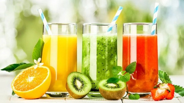 Mùa hè uống nước ép cực tốt, tránh mắc sai lầm này Mua he uong nuoc ep cuc tot, tranh mac sai lam nay