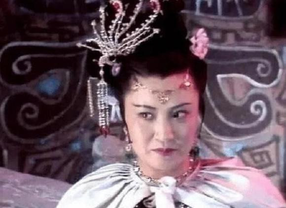 Nàng "Bạch Cốt Tinh" bị lừa đóng phim Tây Du Ký giờ ra sao? - Hình 4 Nang