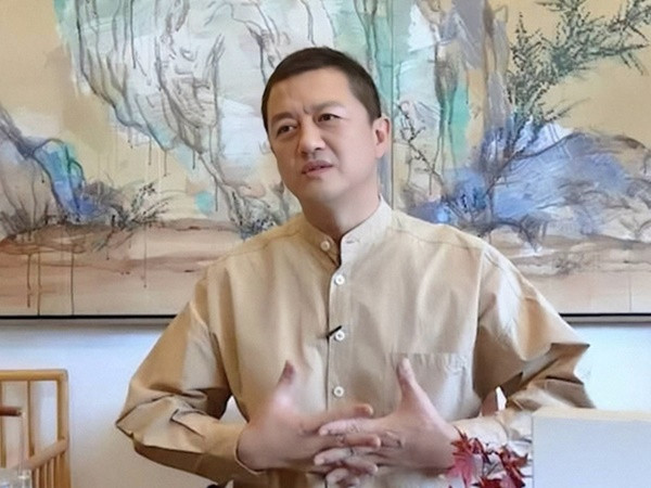 Tình trạng khốn cùng của Lý Á Bằng khi công khai nợ nần - Hình 2 Tinh trang khon cung cua Ly A Bang khi cong khai no nan-Hinh-2