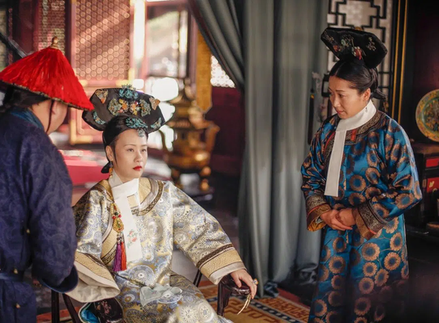 Tranh giành quyền lực, vì sao các Hoàng đế đều thất bại trước Thái hậu? Tranh gianh quyen luc, vi sao cac Hoang de deu that bai truoc Thai hau?