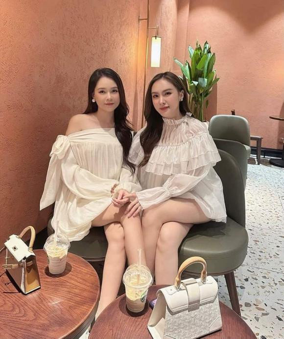 Sam để lộ chi tiết bầu bí sau khi được bạn trai cầu hôn - Hình 2 Sam de lo chi tiet bau bi sau khi duoc ban trai cau hon-Hinh-2