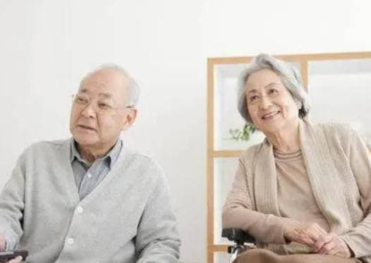 3 kiểu người già này được con cái tranh nhau phụng dưỡng - Hình 2 3 kieu nguoi gia nay duoc con cai tranh nhau phung duong-Hinh-2