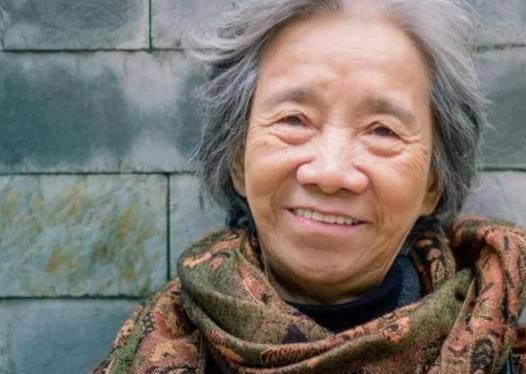 3 kiểu người già này được con cái tranh nhau phụng dưỡng - Hình 3 3 kieu nguoi gia nay duoc con cai tranh nhau phung duong-Hinh-3