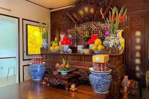 Các cụ dặn: Bàn thờ tuyệt đối không nên đặt theo hướng này Cac cu dan: Ban tho tuyet doi khong nen dat theo huong nay