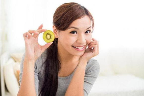 Nước ép kiwi có thể ức chế sự phát triển của ung thư phổi? - Hình 3 Nuoc ep kiwi co the uc che su phat trien cua ung thu phoi?-Hinh-3