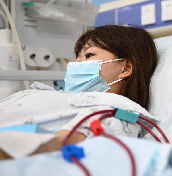 Cô gái bị suy thận cấp vì sai lầm khi trị đau bụng kinh - Hình 2 Co gai bi suy than cap vi sai lam khi tri dau bung kinh-Hinh-2