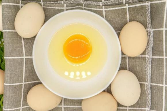 Thường xuyên ăn trứng luộc là bổ gan hay hại gan? - Hình 6 Thuong xuyen an trung luoc la bo gan hay hai gan?-Hinh-6