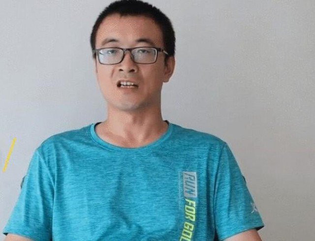 Thấy bố quỳ lạy nhà bạn gái, tôi vừa bàng hoàng vừa xót xa Thay bo quy lay nha ban gai, toi vua bang hoang vua xot xa
