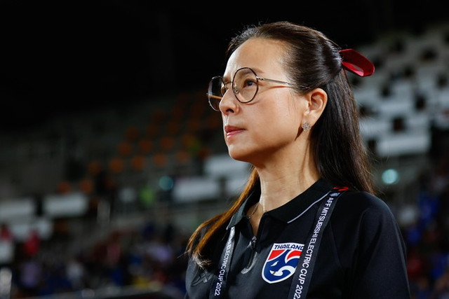 Ai thay Madam Pang dự SEA Games 32 cùng U22 Thái Lan? Ai thay Madam Pang du SEA Games 32 cung U22 Thai Lan?