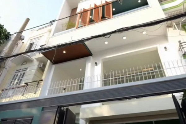 Mẹ chồng "có một không hai" của hoa hậu làng hài Thu Trang - Hình 4 Me chong