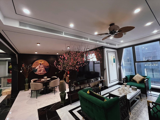 Điểm chung giữa 2 cơ ngơi của vợ mới và vợ cũ Shark Bình - Hình 3 Diem chung giua 2 co ngoi cua vo moi va vo cu Shark Binh-Hinh-3