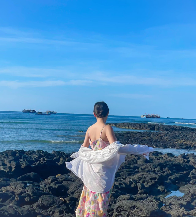 Vi vu trên hòn đảo Lý Sơn xinh đẹp - Hình 2 Vi vu tren hon dao Ly Son xinh dep-Hinh-2