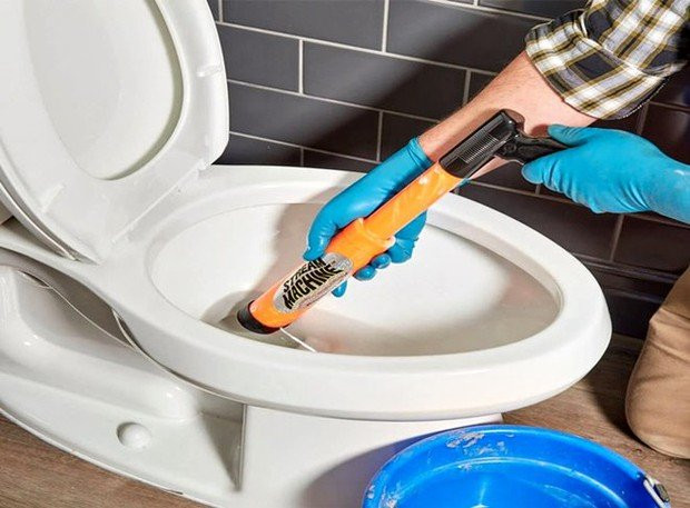Người dùng chia sẻ cách thông bồn cầu tắc chỉ với 5.000 đồng - Hình 6 Nguoi dung chia se cach thong bon cau tac chi voi 5.000 dong-Hinh-6