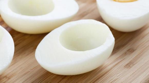 Ăn trứng gà hay trứng vịt sẽ ít calo hơn và giúp giảm cân? - Hình 3 An trung ga hay trung vit se it calo hon va giup giam can?-Hinh-3