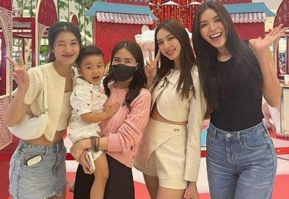 Hòa Minzy sơ hở là đọ chiều cao với các hoa hậu, á hậu - Hình 13 Hoa Minzy so ho la do chieu cao voi cac hoa hau, a hau-Hinh-13