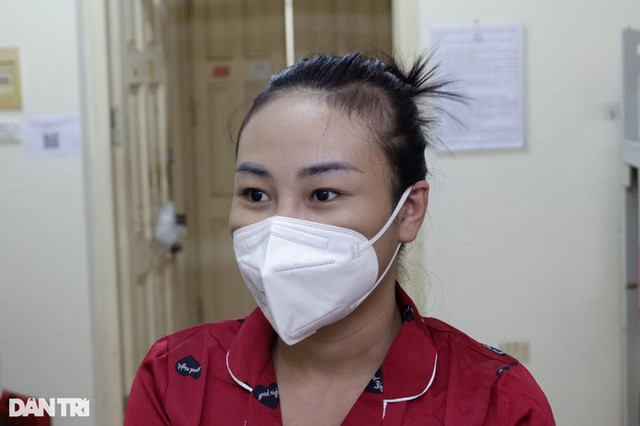 Người mẹ trẻ “chết lặng” khi con 3 tháng tuổi mắc COVID-19 - Hình 3 Nguoi me tre “chet lang” khi con 3 thang tuoi mac COVID-19-Hinh-3
