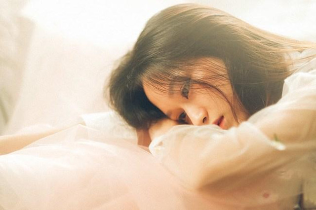 Mẹ đẻ nhìn thấy đôi bàn tay tôi sau khi lấy chồng liền bật khóc Me de nhin thay doi ban tay toi sau khi lay chong lien bat khoc