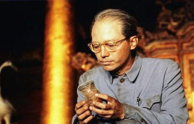 Quay về Cố Cung Phổ Nghi lao tới ngai vàng tìm lại kho báu yêu quý Quay ve Co Cung Pho Nghi lao toi ngai vang tim lai kho bau yeu quy
