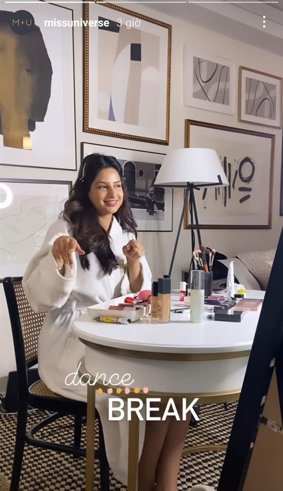 Miss Universe 2021 tăng cân, từ đại mỹ nhân thành "bà thím" - Hình 2 Miss Universe 2021 tang can, tu dai my nhan thanh