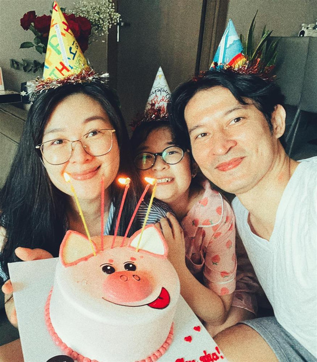 Con gái Huy Khánh và vợ Á hậu "trổ giò" dài sọc khi 9 tuổi - Hình 7 Con gai Huy Khanh va vo A hau