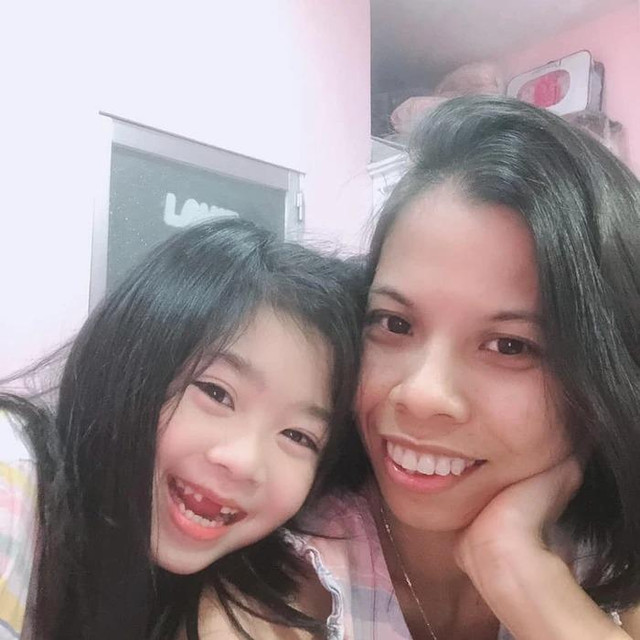 Con gái Mai Phương cao lớn thấy rõ, nụ cười y hệt mẹ quá cố - Hình 3 Con gai Mai Phuong cao lon thay ro, nu cuoi y het me qua co-Hinh-3